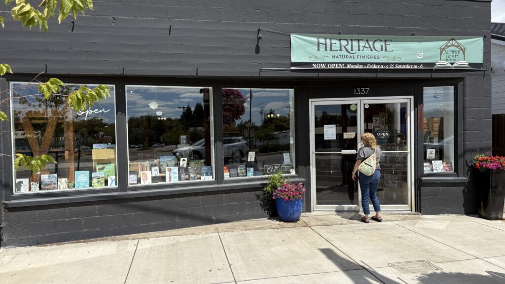 The front of Summer Beam Books in Philomath, Oregon.